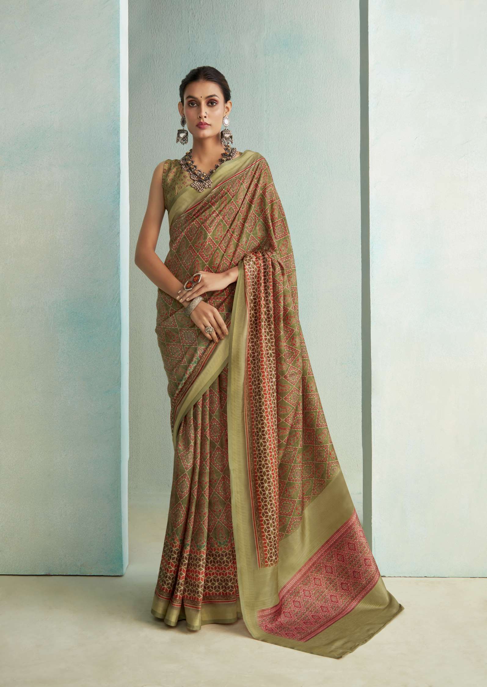 Rajpath Suchitra Latest Pure Jute Women Saree