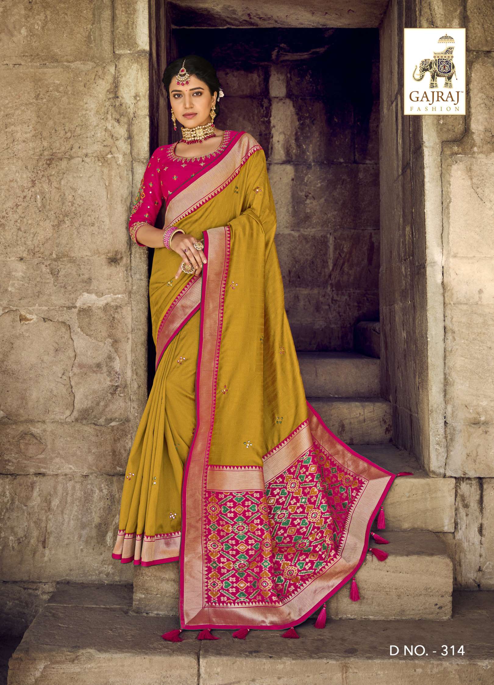 Sumshy Gajraj Fashion Latest Swaroski Pure Banarasi Silk Saree