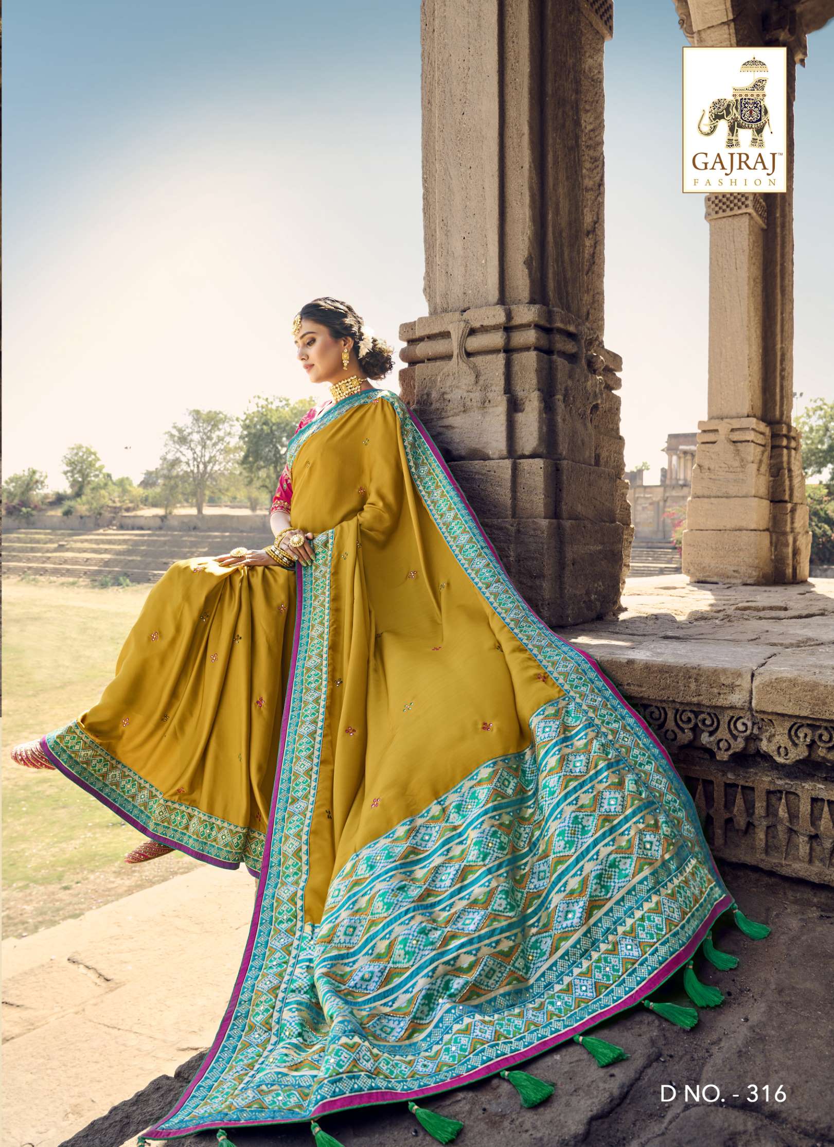 Sumshy Gajraj Fashion Latest Swaroski Pure Banarasi Silk Saree