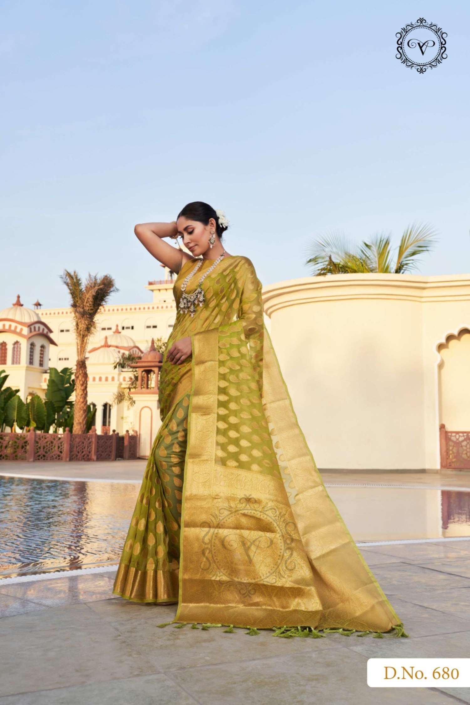 Sumshy Vivakshi Designer Organza Zari Weaving Saree