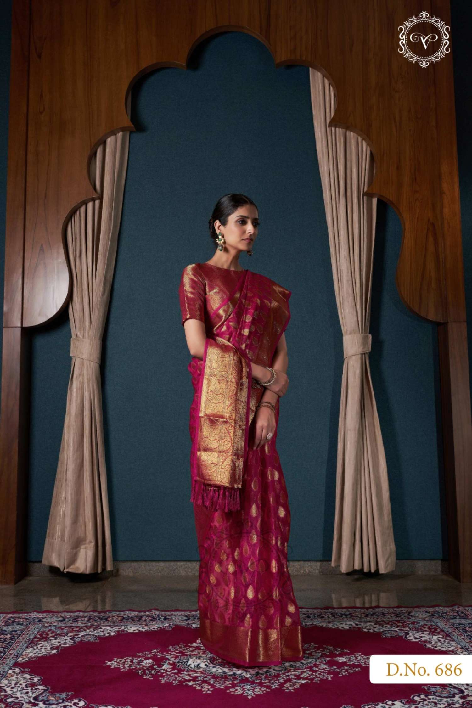 Sumshy Vivakshi Designer Organza Zari Weaving Saree