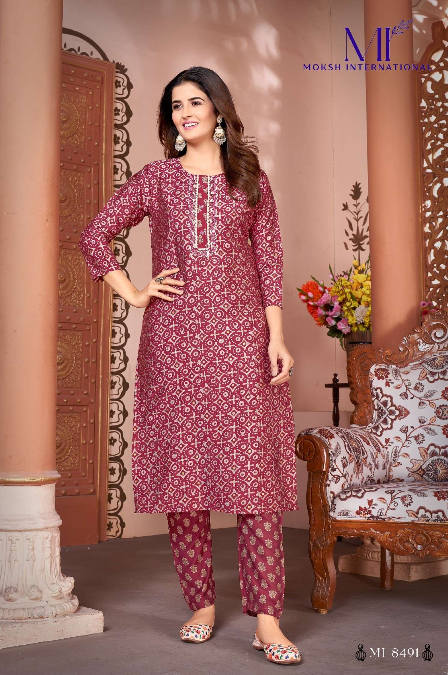 Moksh International Royal Silk Printed Kurti Pant