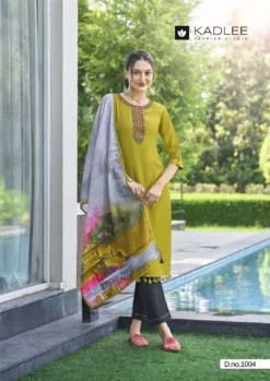 Kadlee Zarin Viscose Kurti Bottom With Dupatta