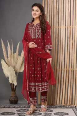 Beauty 1093 Reyon Side Cut Kurti Suit Set Wholesale