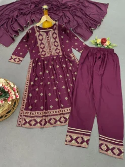 Beauty 1093 Reyon Side Cut Kurti Suit Set Wholesale