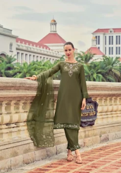 Lady Leela Afsana Viscose Silk Kurti Pant With Dupatta