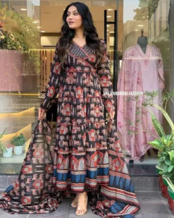 Yasu Vol 4 Heavy Cotton Anarkali Suit With Dupatta