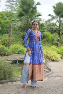 Moni 1129 Navratri 2024 Kurti Collection