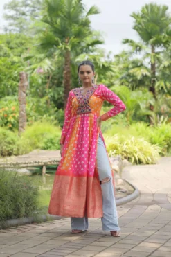 Moni 1129 Navratri 2024 Kurti Collection