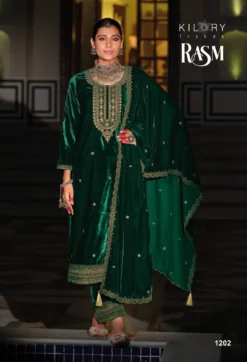 Kilory Rasm Velvet Fancy Salwar Kameez