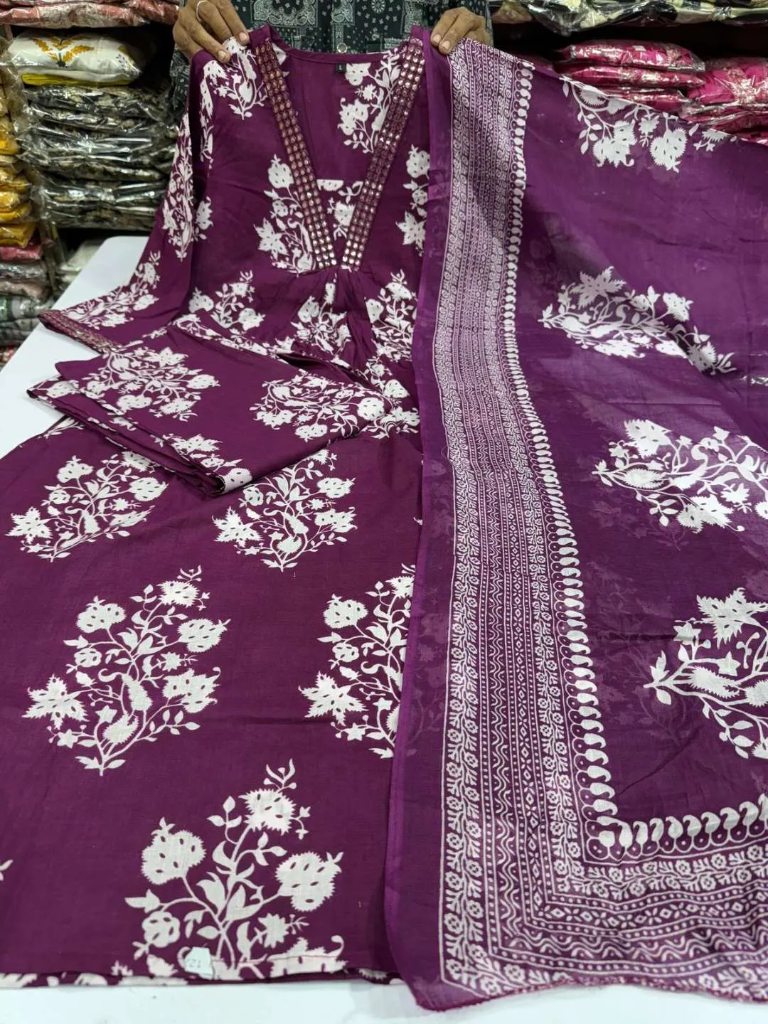 SS1017 Rayon Printed Kurti Pant Dupatta Latest Design