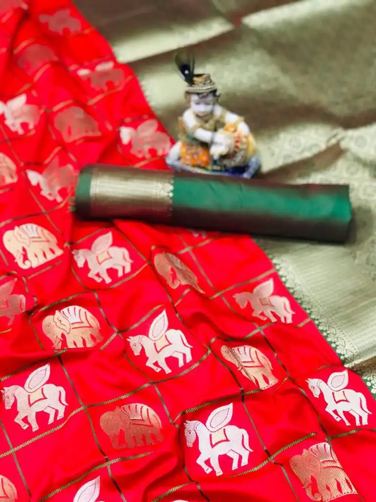 SRT Madhuri Soft Silk With Gold And Silver Zari Weaving Saree Below 1500