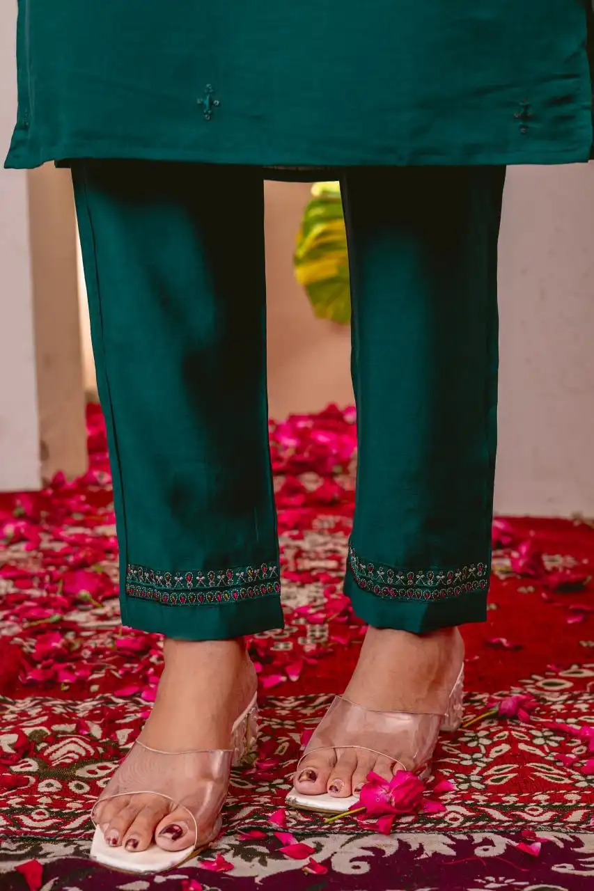 Lila 12 Viscose Silk Kurti Pant Dupatta Hand Work Below 1500