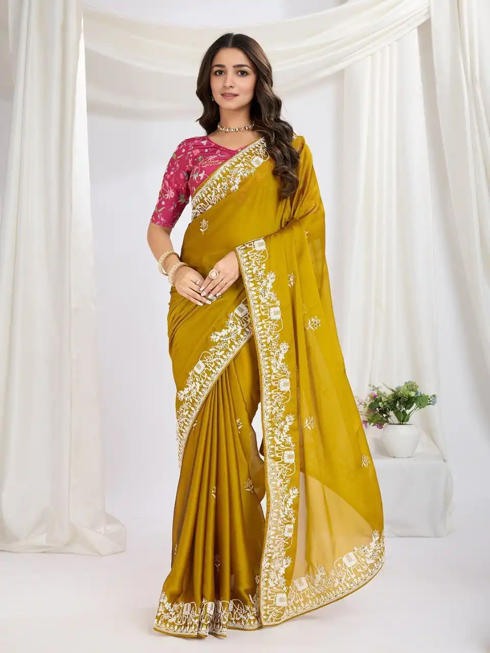 Kiara Chhava Rangoli Silk Saree With Embroidery
