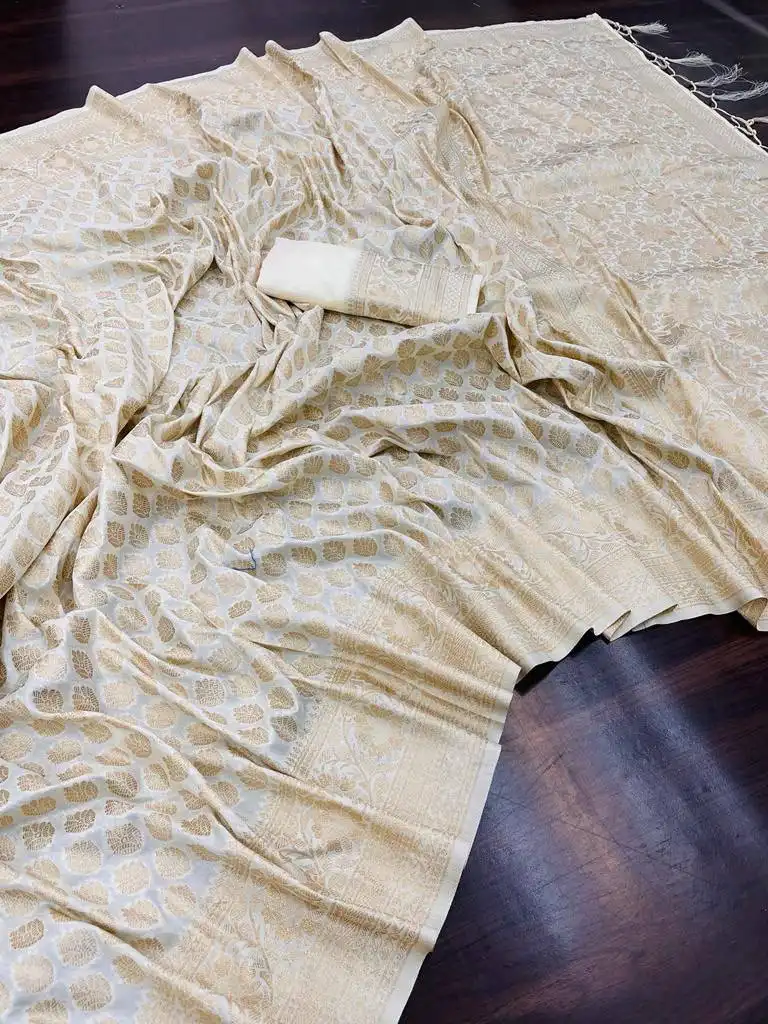Laxmi 60 Khadi Georgette Silk Saree Below 1500