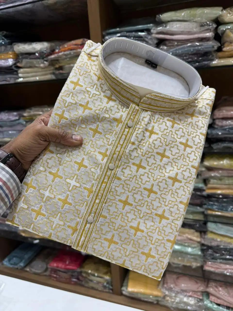 VTR 06 Heavy Jacquard Presenting Men Kurta Pyjama