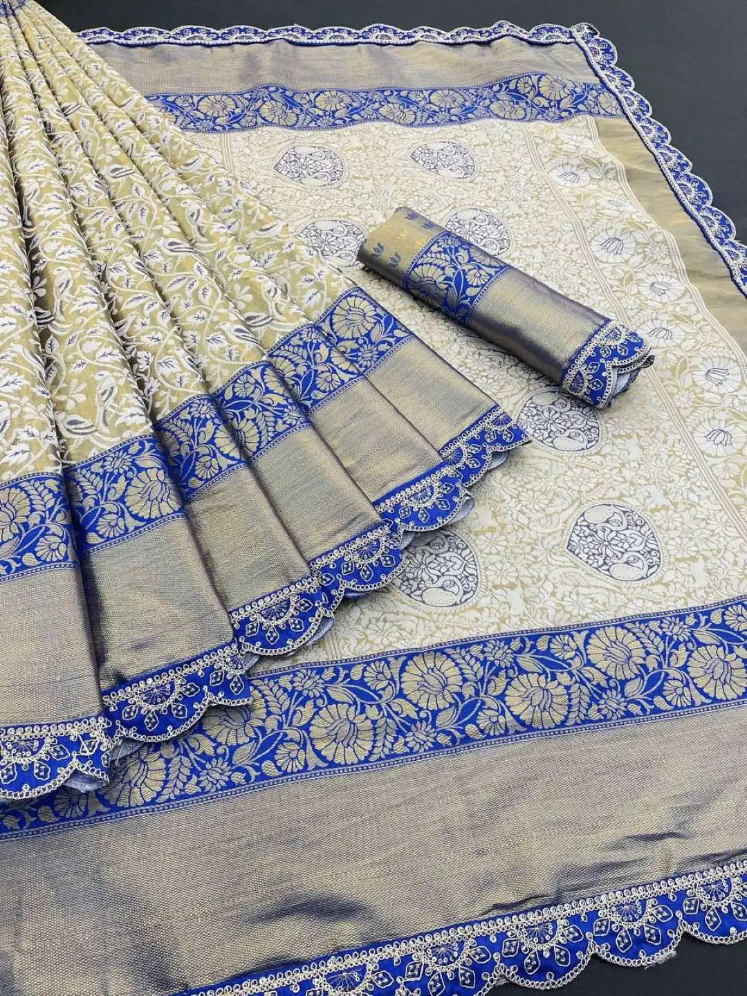 Laxmi 752 Kanjivaram Pattu Silk Wedding Saree 03 Pcs Set