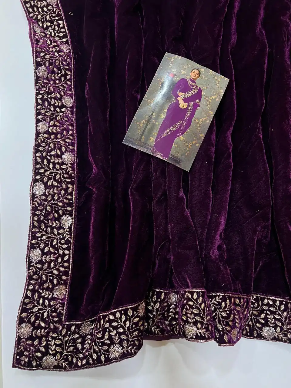 RC1 Vol 60 Heavy Velvet Party Wear Saree 04 Pcs Set