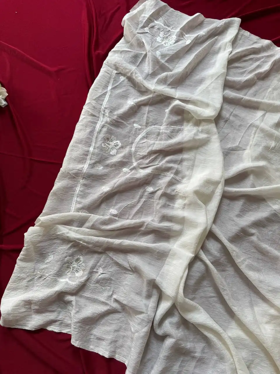 MHV Noor Sattin Silk Festive Sari With Diamond Work