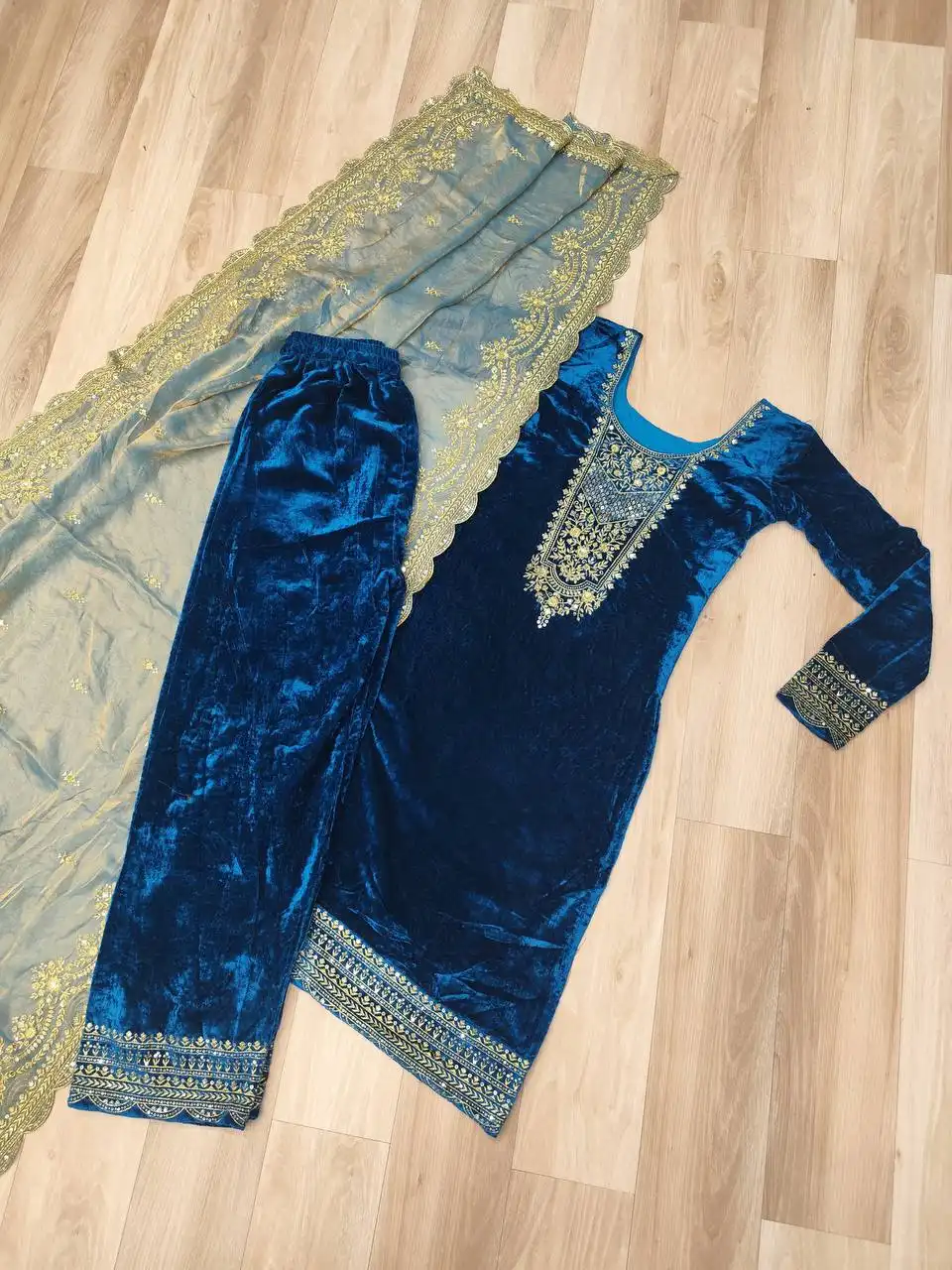 Mohini 9301 Velvet Designer Readymade Dress 02 Pcs Set