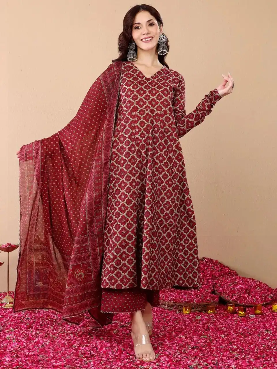 Aradhna 2046 Maroon Rayon Readymade Dress 05 Pcs Set