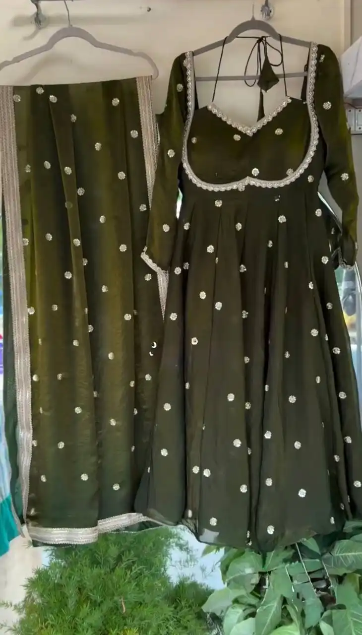 Deepika 5936A Fendy Silk Anarkali Suit 04 Pcs Set