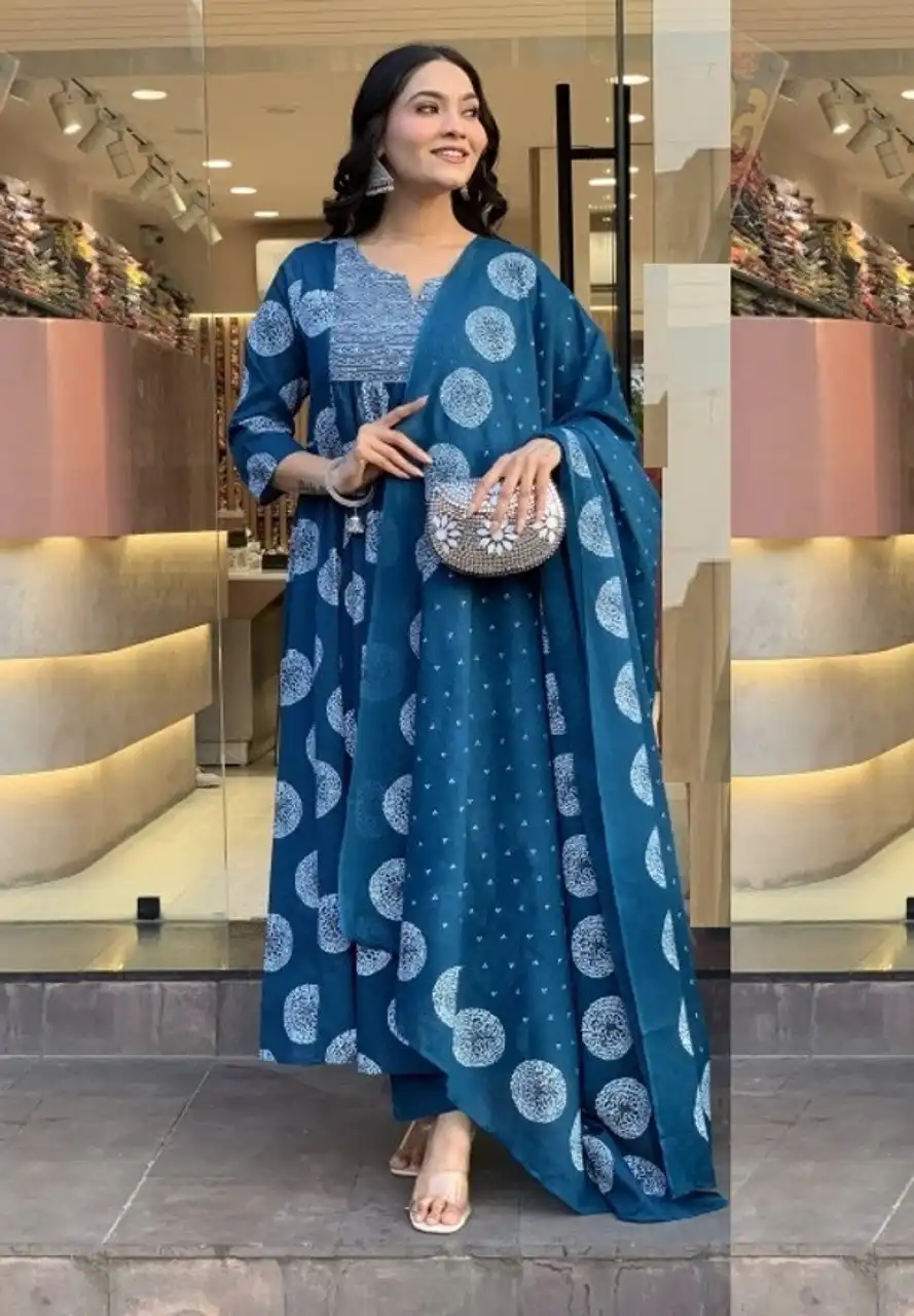 Aradhna 2044 Rayon Printed Readymade Dress 05 Pcs Set