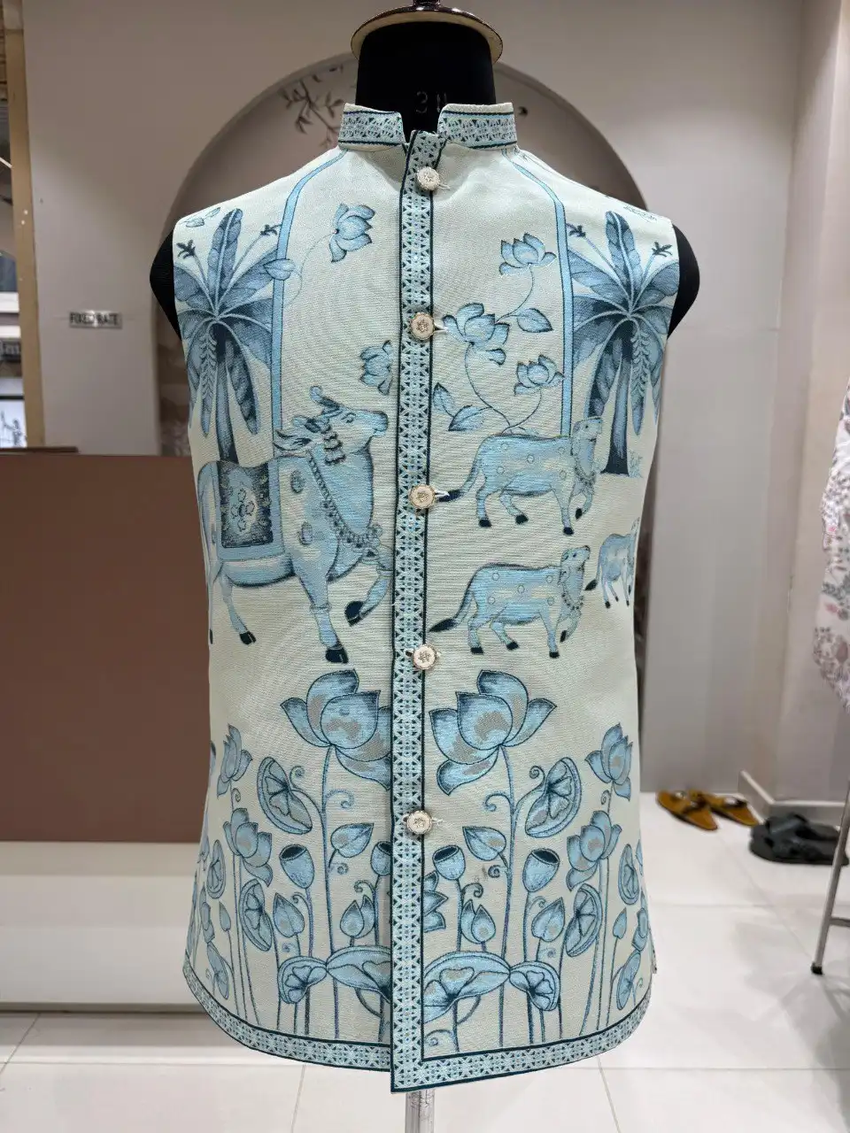 VTR Presenting Jacquard Nehru Jacket