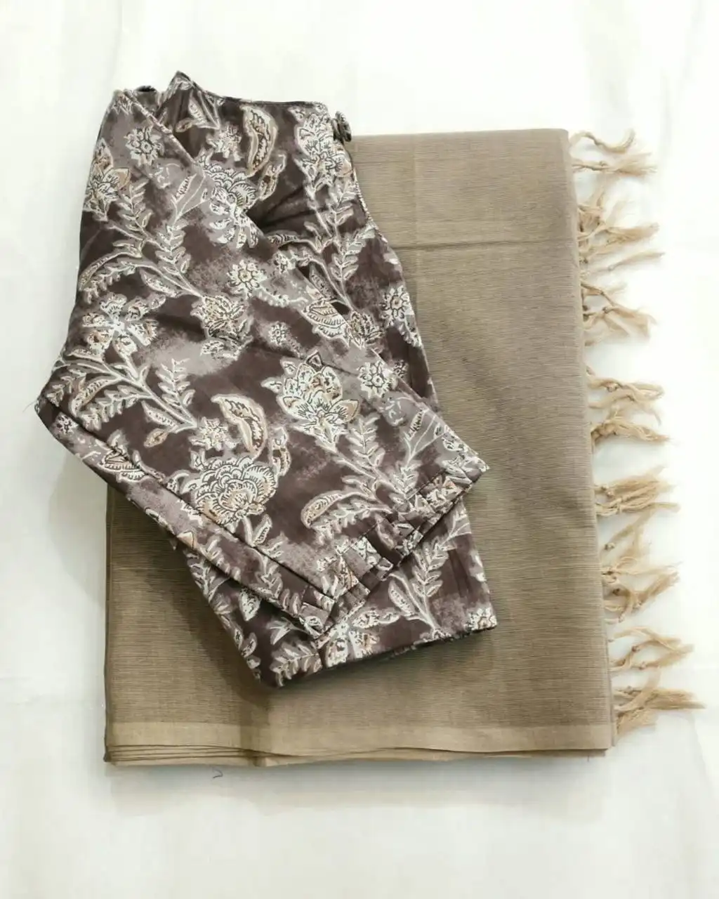 WMS Soft Chanderi Saree With Readymade Blouse 17 Pcs Set