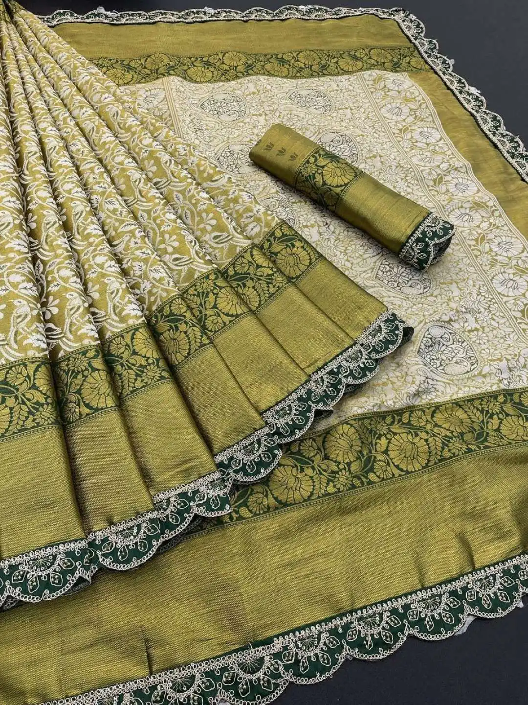 Laxmi 752 Kanjivaram Pattu Silk Wedding Saree 03 Pcs Set