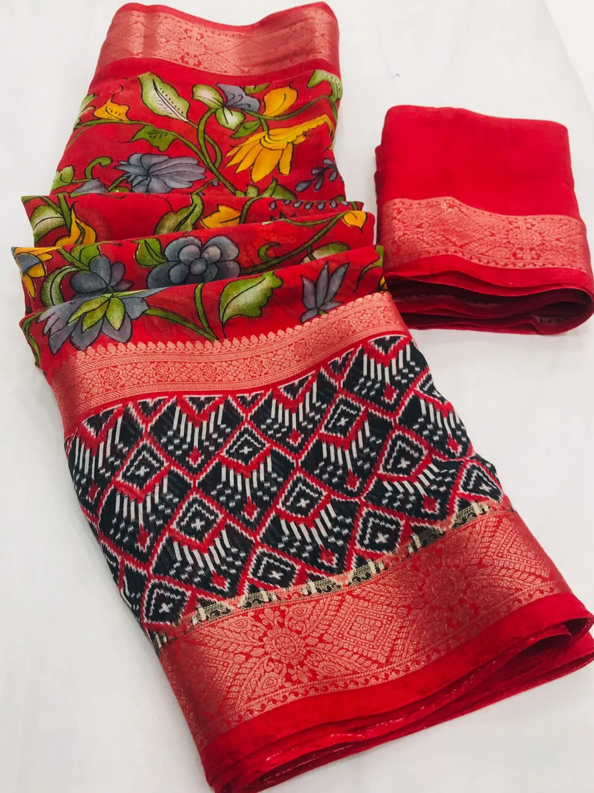 Rajyog Double Jacquard Border 1 Sarees