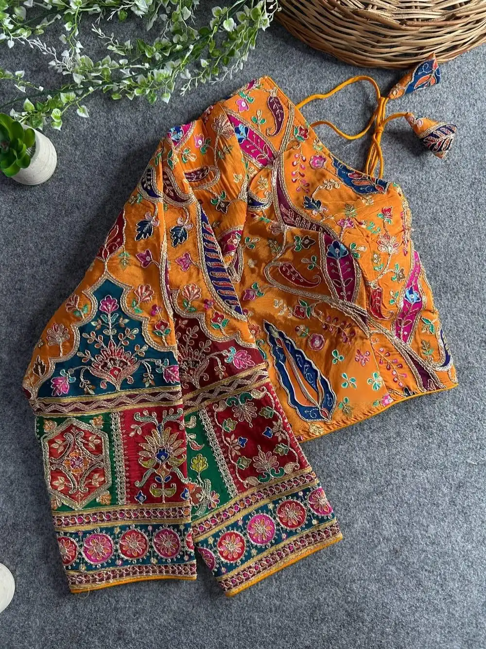 Ruhi Vol 89 Pure Crep Position Printed Readymade Blouse