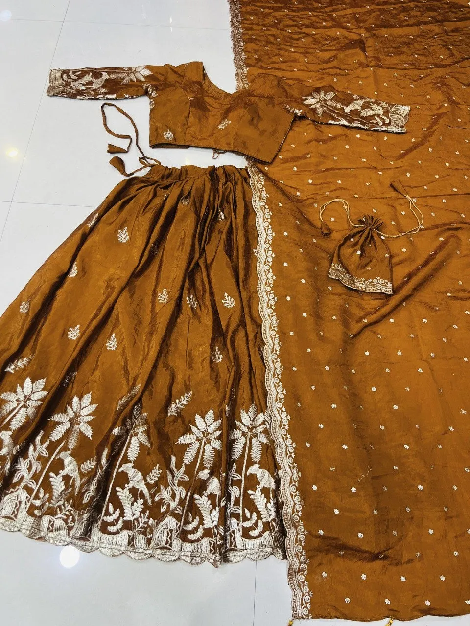 Aawiya 1022 Gold Crush Weaving Zari Lehenga Choli