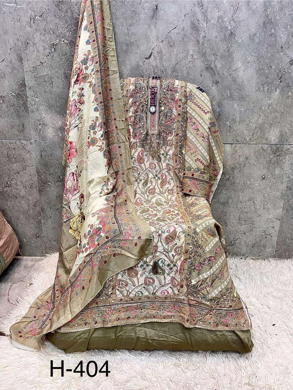 Hoor Tex Design No - H 404 A-c Pakistani Readymade Suits