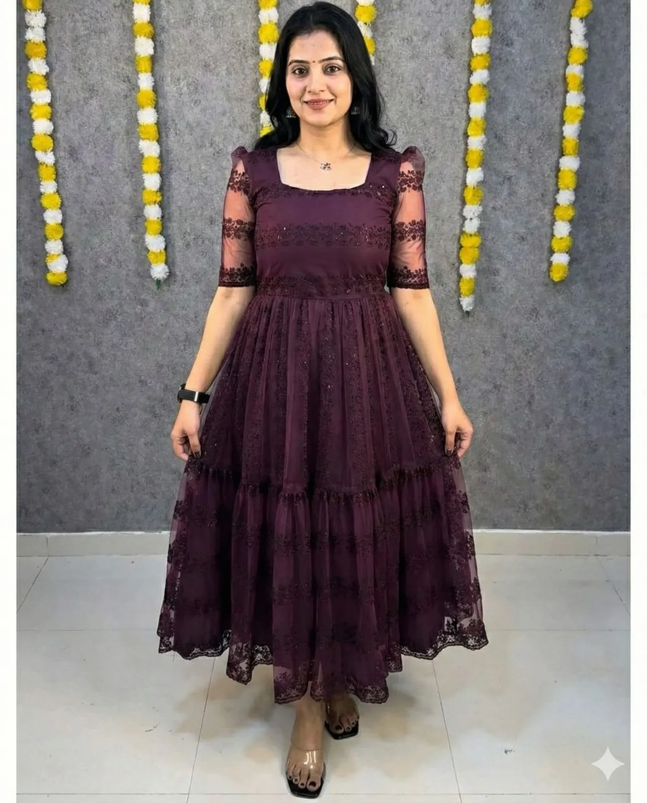 J2 1085 Net With Siqunce Work Long Kurtis