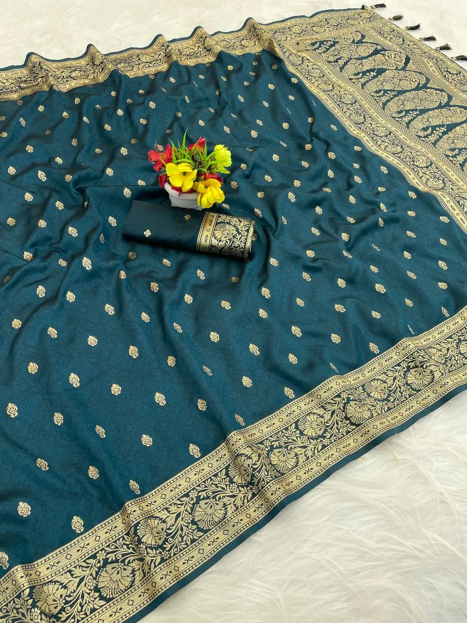 Laxmi 956 Banarasi Jari Soft Silk Saree