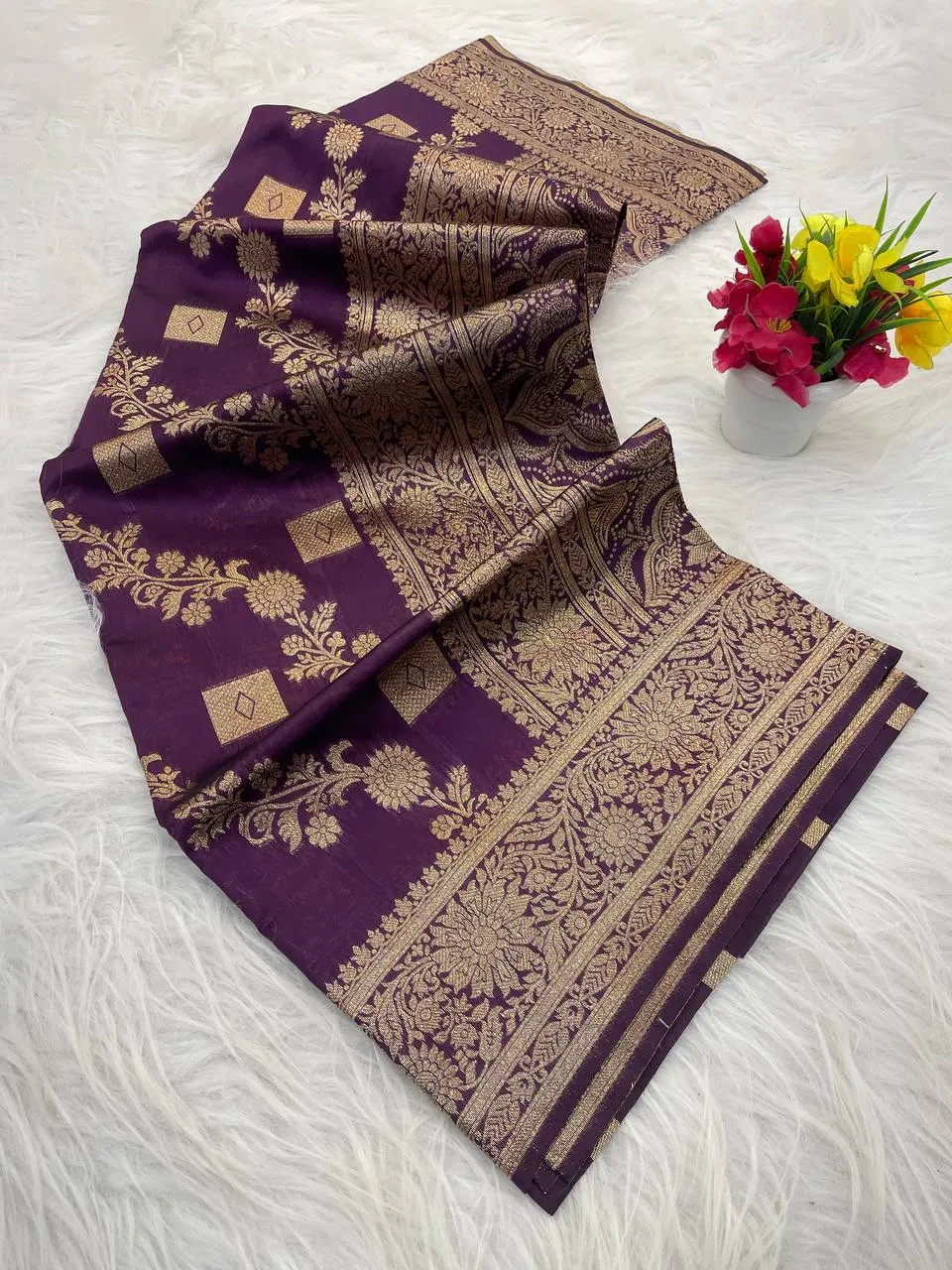 Laxmi 960 Pure Banarasi Silk Zari Weaving Saree - Image 6