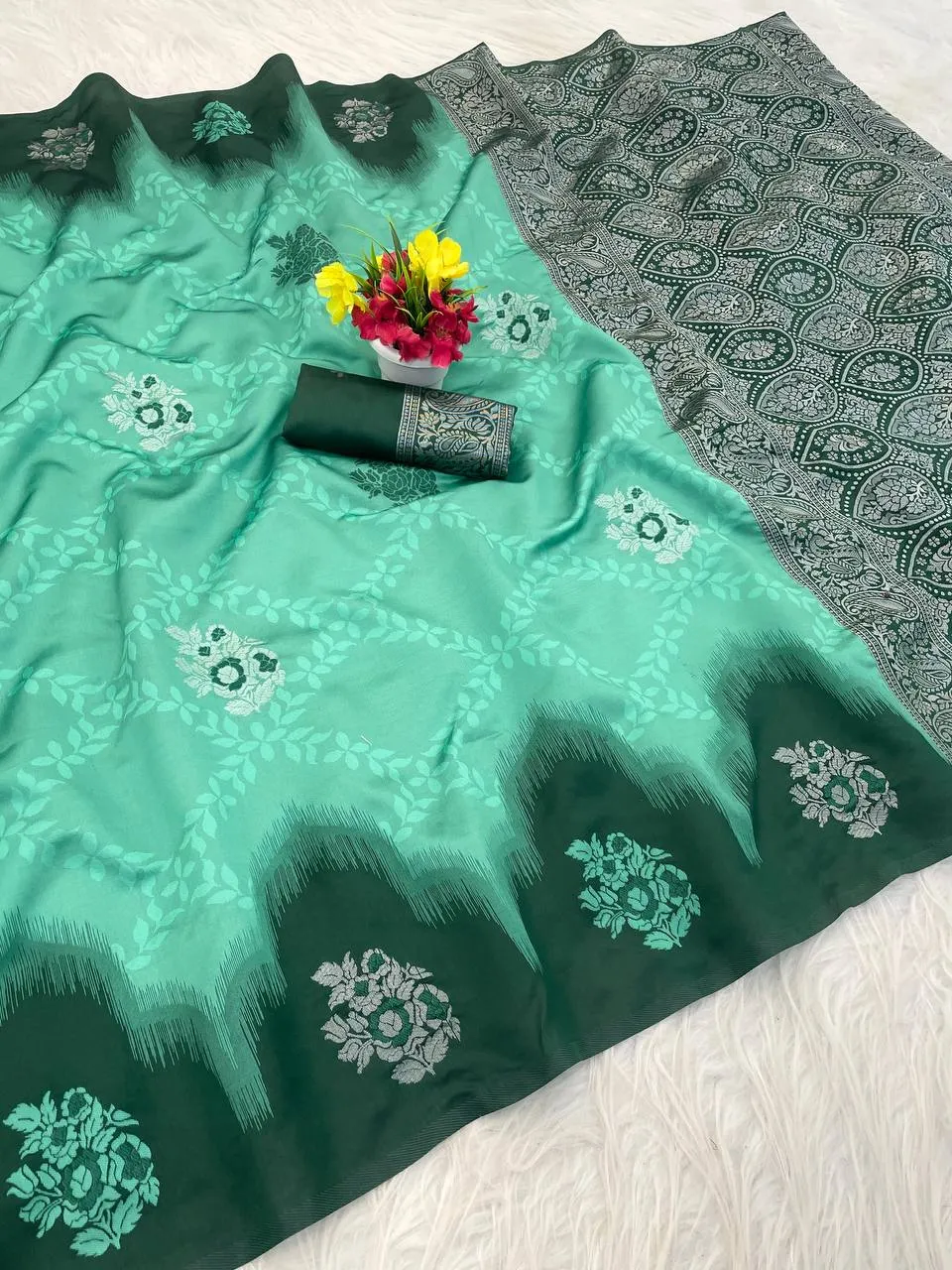 Laxmi 968 Pure Banarasi Silk Flowers Design Sarees