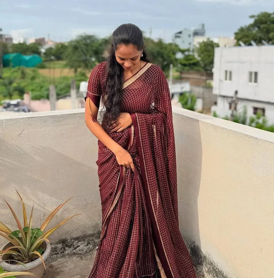 Laxmi 972 Viscose Georgette Weaving Uniform Sarees