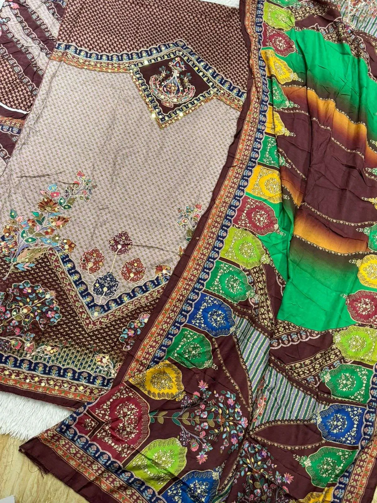 Mehboob Tex Design No - 1816 Abc Pakistani Suits