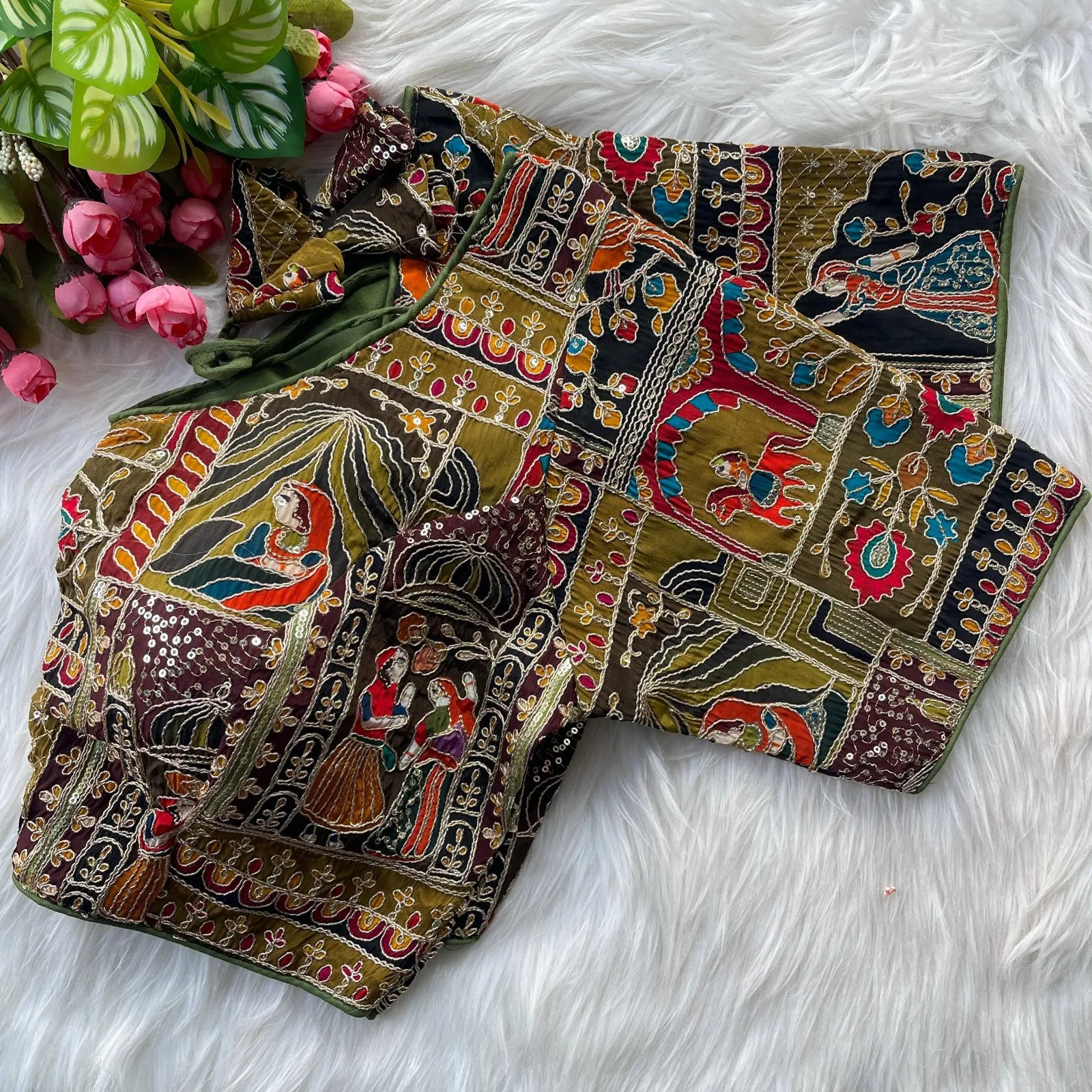 Mrunal Viscose Natural Creap Printed Wedding Readymade Blouse