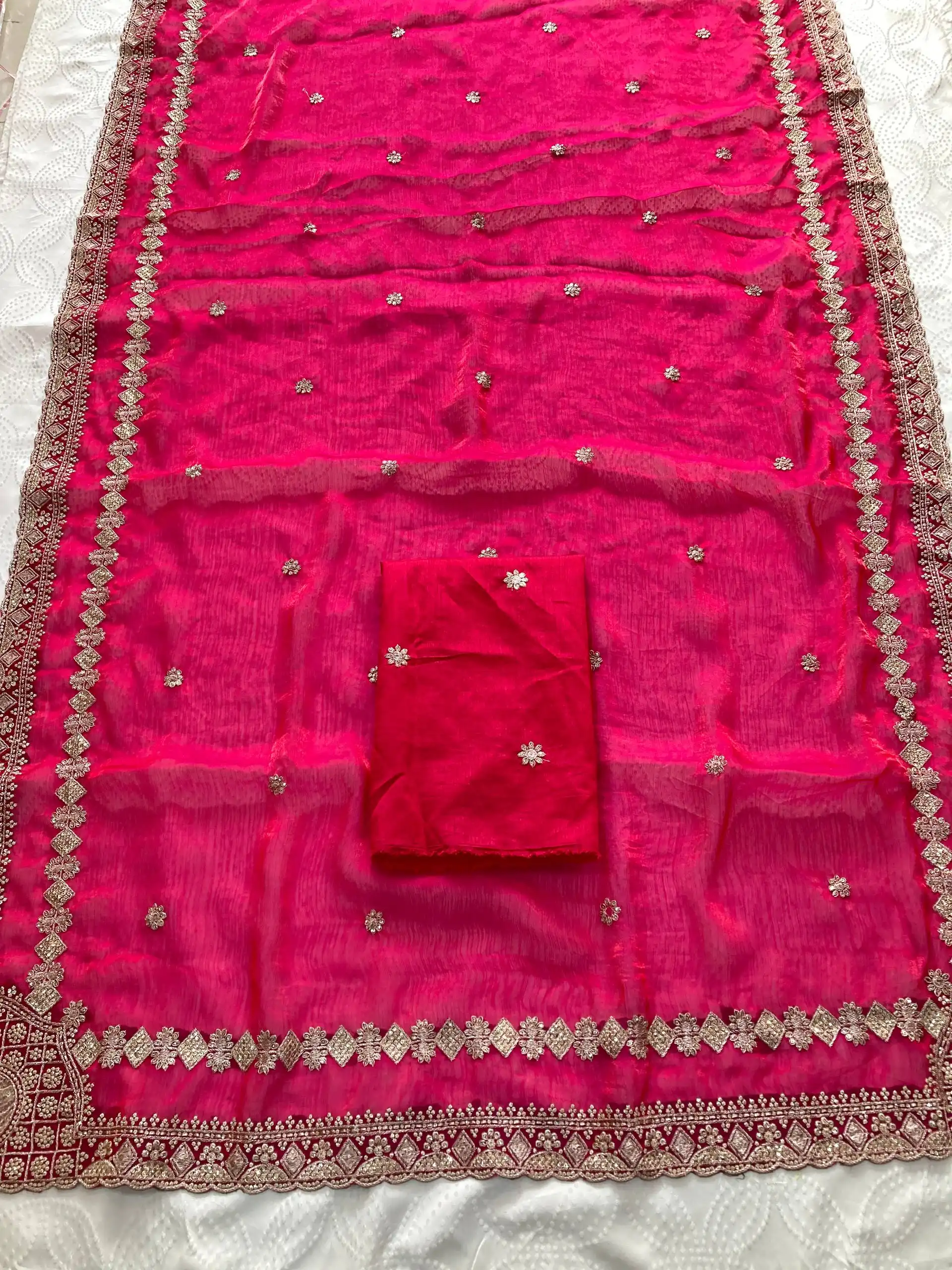 Kiara Amruta A Fendy Chiffon Embroidery Party Wear Saree