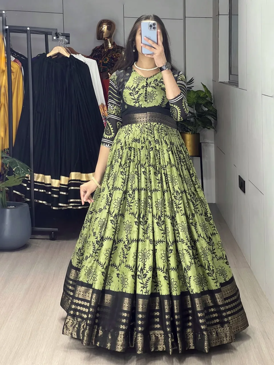 WMT 6001 Soft Silk Floral Prined Jacquard Gown