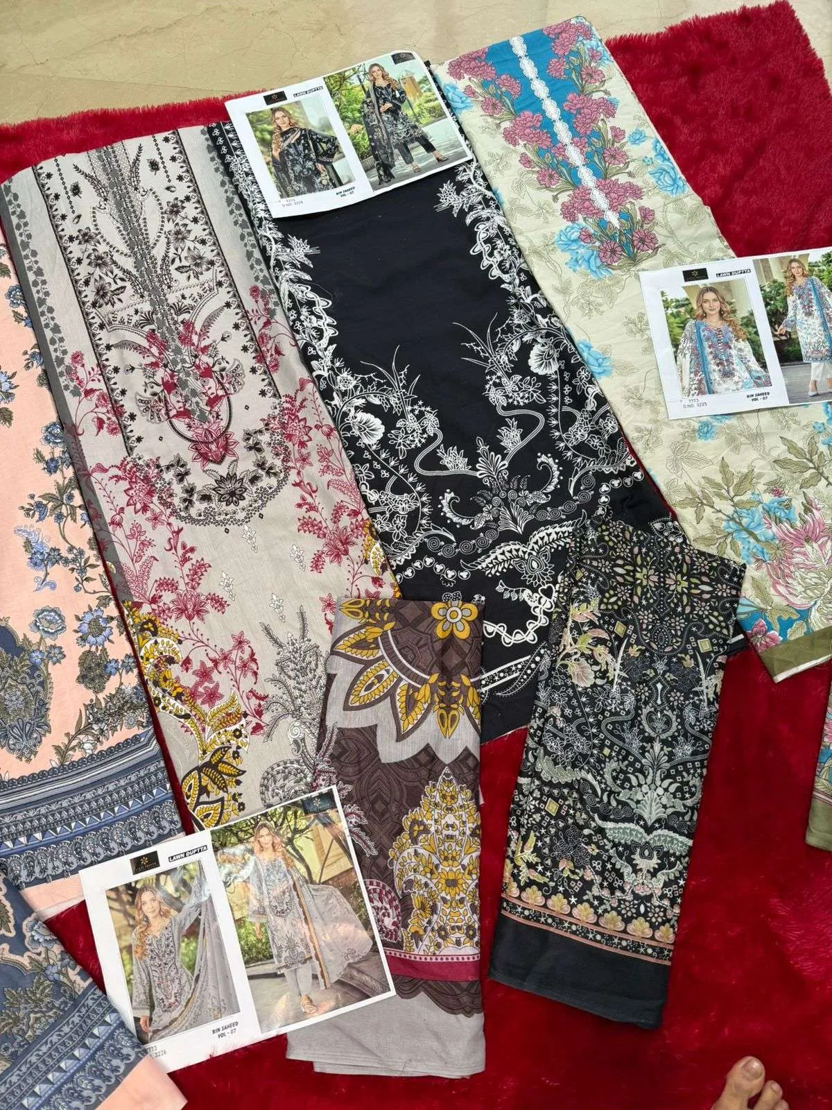 Aaliz Print Bin Saheed Vol 6 Unstitched Suits