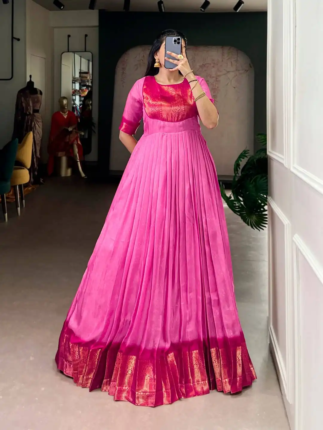 WMN 5012A Gown Wholesale Market In Surat