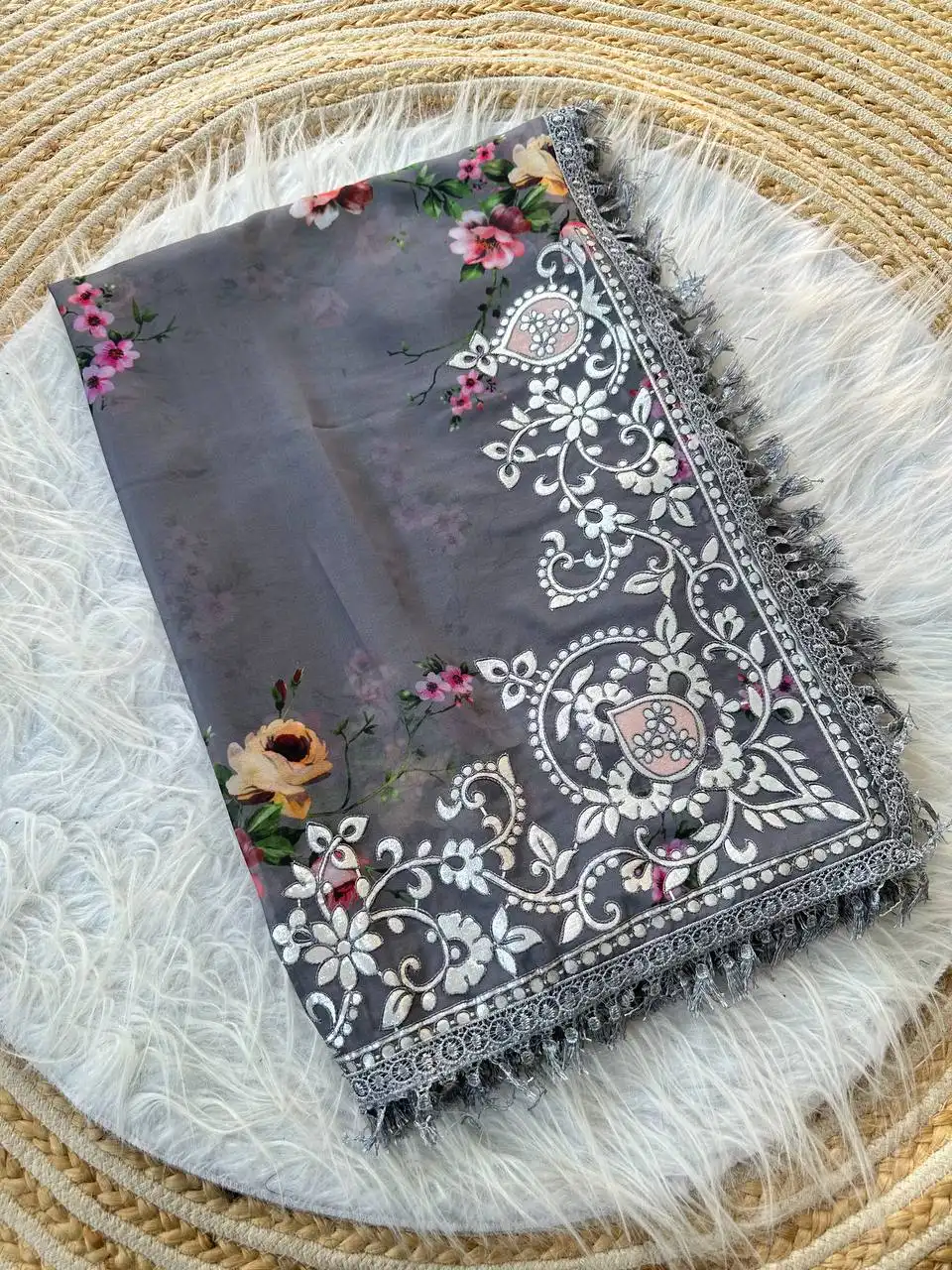 MHV Devi Best Wholesale Saree Market in Surat 2026