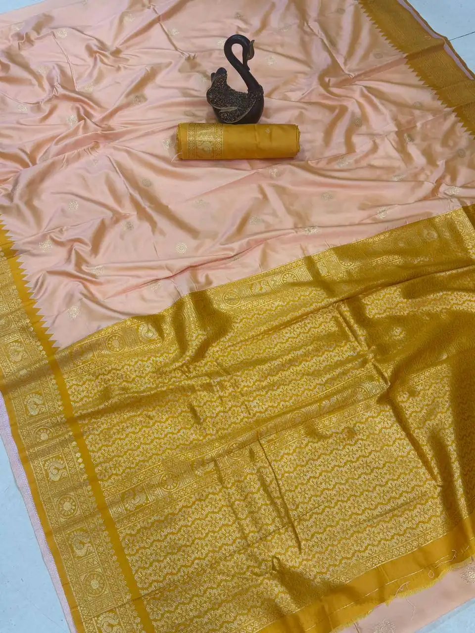 Laxmi 989 Kanjivaram Saree Manufacturer in Surat