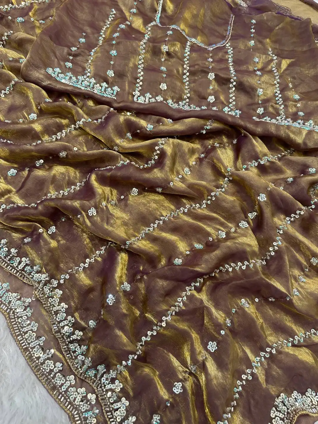 DKT 5169 Party Wear Saree Wholesale Market Surat Online