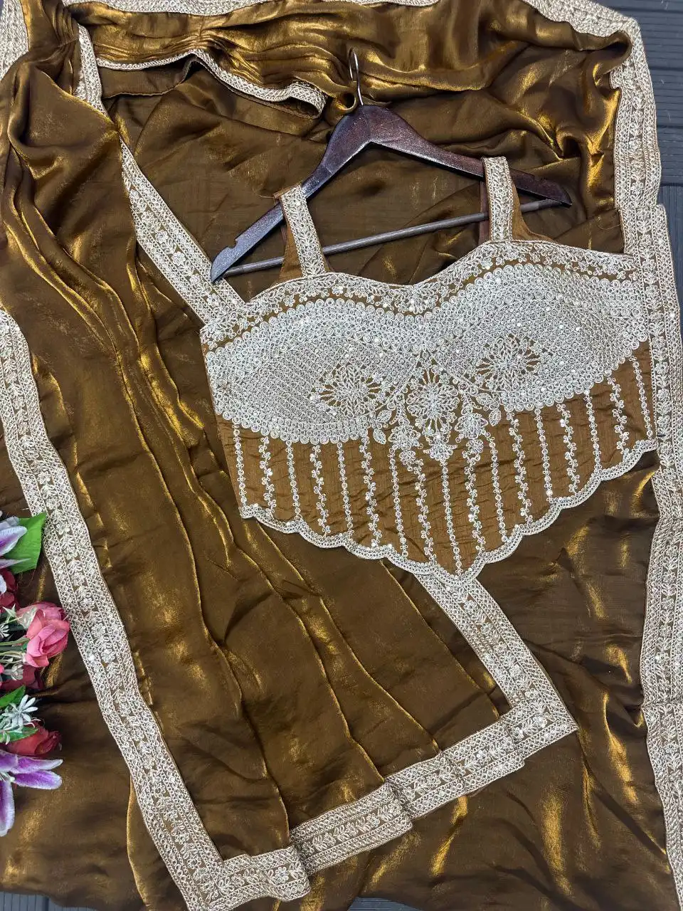 Madhuri 231 Ready To Wear Saree In Surat Wholesale