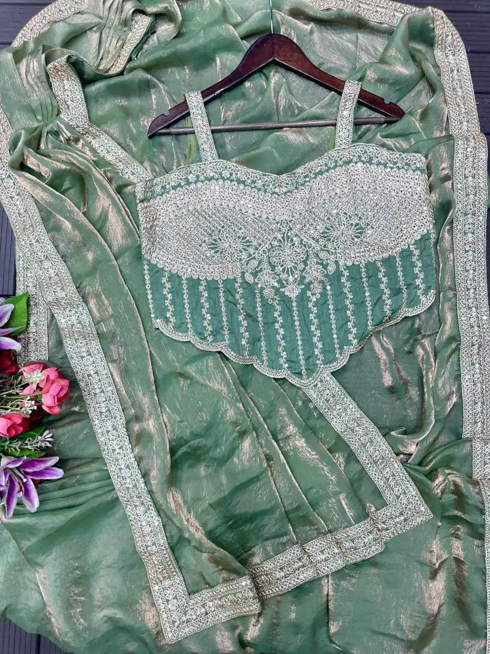 Madhuri 231 Ready To Wear Saree In Surat Wholesale